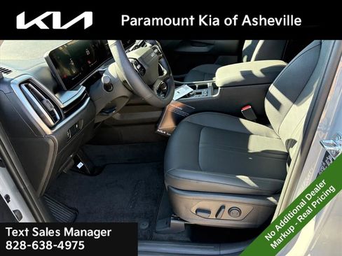 New 2026 Kia Sorento S image 17