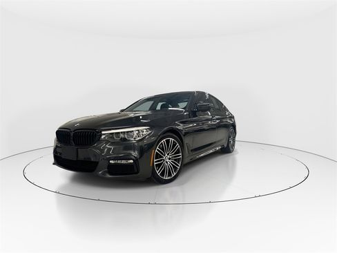 Used 2018 BMW 530i xDrive image 4