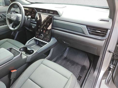 Used 2026 GMC Terrain AT4 w/ Convenience Package III AWD/4WD image 21