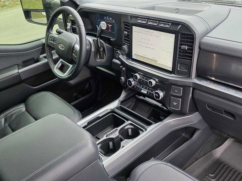 Used 2024 Ford F350 Lariat w/ Lariat Ultimate Package AWD/4WD image 10