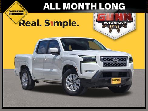 Used 2022 Nissan Frontier SV w/ SV Premium Package RWD image 1
