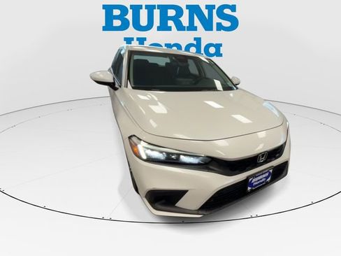 Certified 2024 Honda Civic EX-L image 2