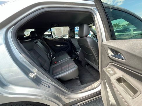 Used 2023 Chevrolet Equinox RS image 19