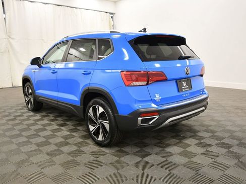 Used 2023 Volkswagen Taos SE AWD/4WD image 5