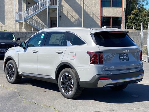New 2026 Kia Sorento S w/ S Panoramic Sunroof Package image 6