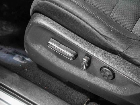 Used 2020 Honda CR-V EX image 23