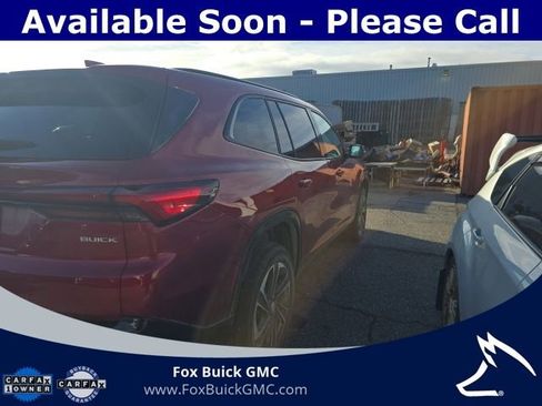 Used 2026 Buick Enclave Sport Touring w/ Power Package AWD/4WD image 4