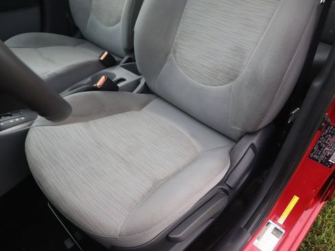 Used 2017 Hyundai Accent SE FWD image 9