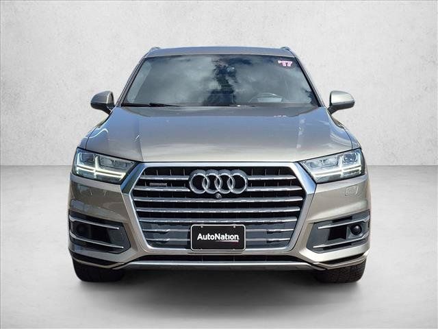 Used 2017 Audi Q7 3.0T Prestige AWD/4WD image 2