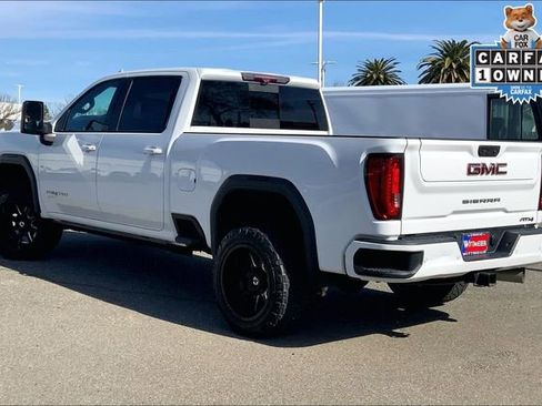 Used 2020 GMC Sierra 2500 AT4 w/ Technology Package image 12