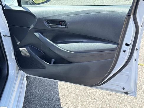 Used 2024 Toyota Corolla LE FWD image 5