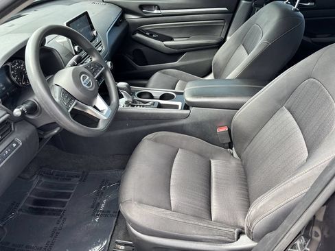 Used 2021 Nissan Altima 2.5 SV FWD image 13