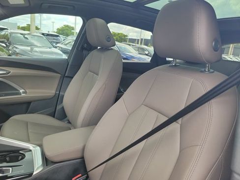 Used 2025 Audi Q5 Premium w/ Convenience Package AWD/4WD image 16