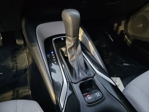 Certified 2022 Toyota Corolla LE image 15