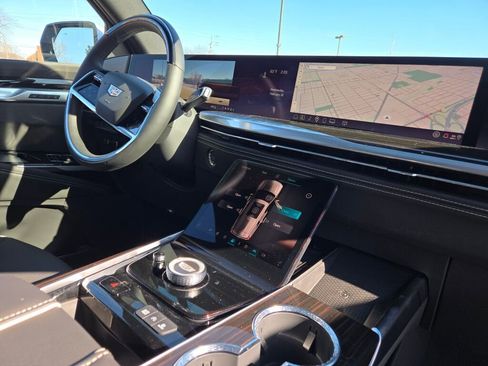 New 2026 Cadillac Escalade Luxury w/ Touring Package image 10