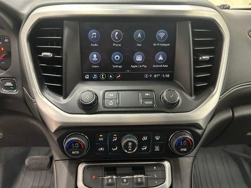 Certified 2023 GMC Acadia SLE w/ Driver Convenience Package AWD/4WD image 35