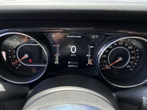 Used 2021 Jeep Wrangler Unlimited Sahara AWD/4WD image 23