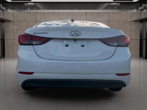 Used 2016 Hyundai Elantra SE FWD image 11