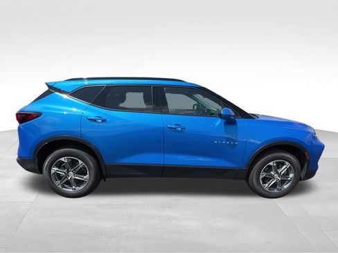 Certified 2024 Chevrolet Blazer LT w/ Convenience Package AWD/4WD image 7