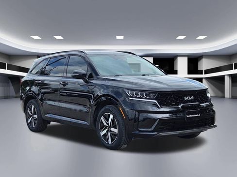 Used 2022 Kia Sorento S FWD image 8