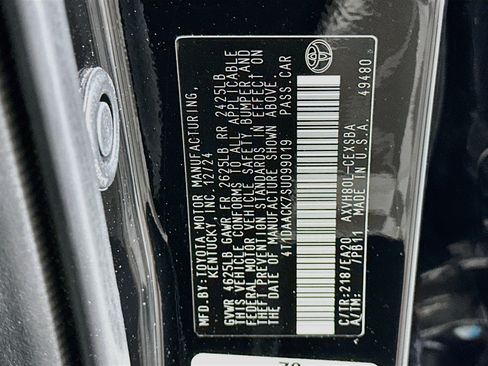 Used 2025 Toyota Camry SE FWD image 12