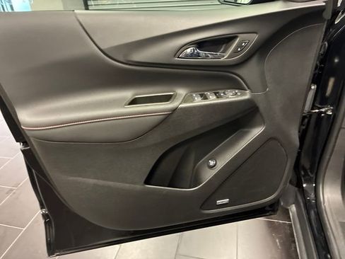 Used 2024 Chevrolet Equinox RS w/ RS Leather Package FWD image 10