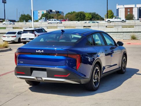 Certified 2025 Kia K4 EX image 4