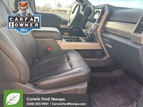 Used 2022 Ford F350 Lariat w/ Lariat Ultimate Package AWD/4WD image 5