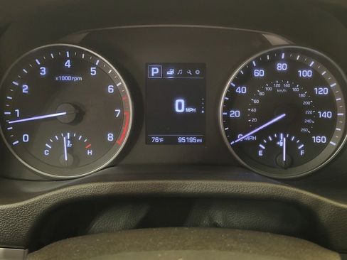 Used 2017 Hyundai Elantra SE w/ SE A/T Tech Package 03 FWD image 23