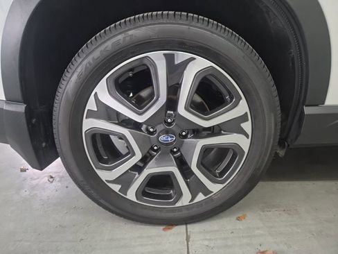 Used 2025 Subaru Ascent Touring w/ Popular Package #1 image 11