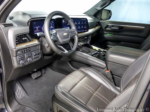 Used 2025 Chevrolet Tahoe High Country w/ Sun And Tow Package AWD/4WD image 10