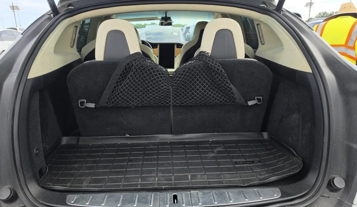 Used 2018 Tesla Model X 100D AWD/4WD image 6