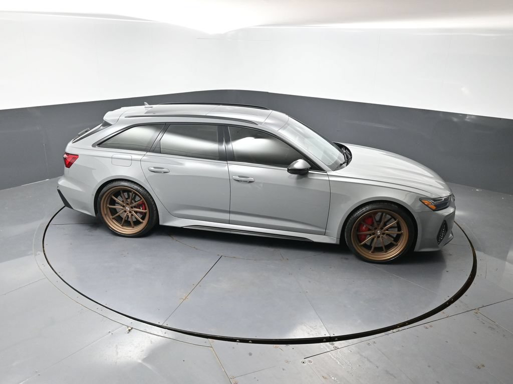 Used 2021 Audi RS 6 AWD/4WD image 42