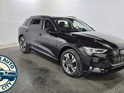 Used 2021 Audi e-tron Premium w/ Convenience Plus Package