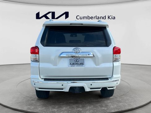 Used 2012 Toyota 4Runner SR5 w/ Premium Pkg AWD/4WD image 8