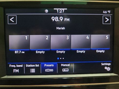 Used 2023 Volkswagen Jetta SE FWD image 25