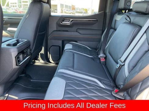 New 2026 GMC Sierra 1500 AT4 w/ AT4 Premium Package AWD/4WD image 16