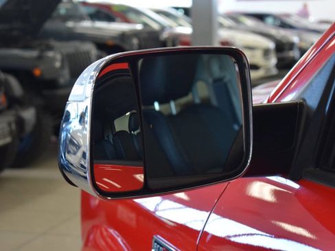 Used 2016 RAM 1500 Laramie w/ Convenience Group image 34