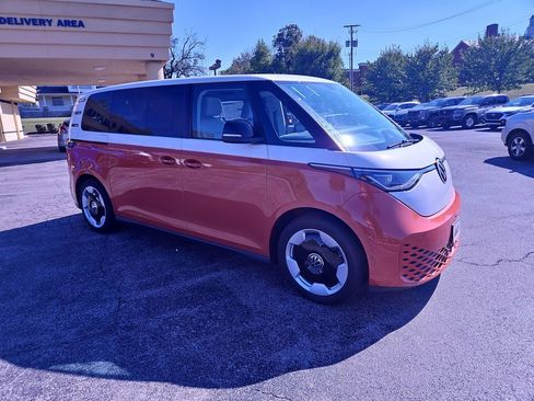 New 2025 Volkswagen ID. Buzz Pro S Plus AWD/4WD image 7