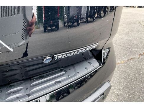 Used 2025 Toyota Sequoia TRD Pro AWD/4WD image 9