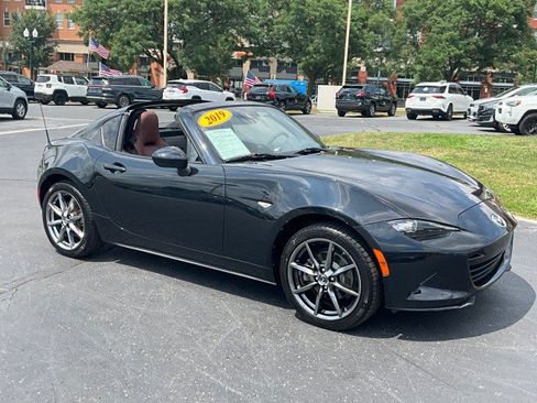 Used 2019 MAZDA MX-5 Miata RF Grand Touring RWD image 33