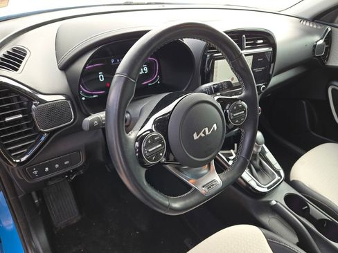 Used 2023 Kia Soul GT-Line image 10