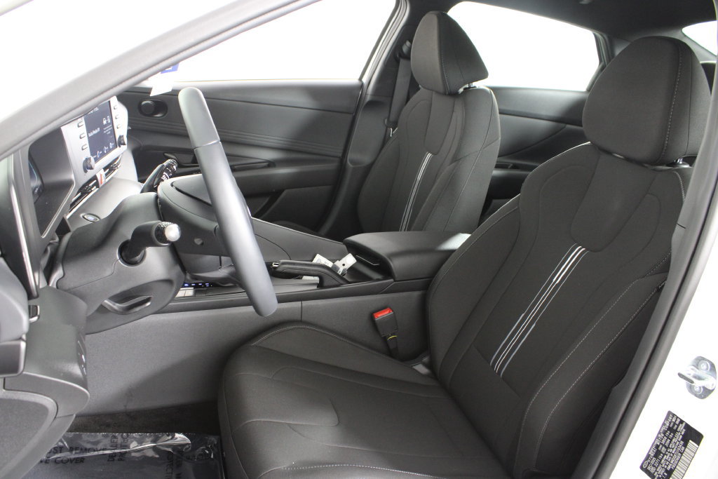 Certified 2026 Hyundai Elantra Sport FWD image 20