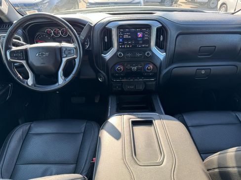 Used 2020 Chevrolet Silverado 1500 RST image 11