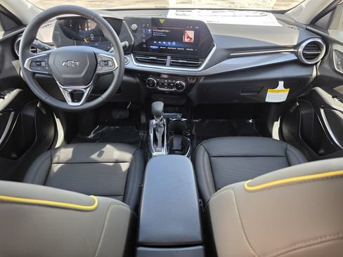 New 2026 Chevrolet Trax ACTIV w/ Driver Confidence Package FWD image 14