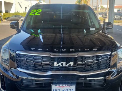 Used 2022 Kia Telluride S FWD image 30