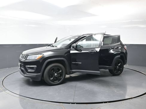 Used 2020 Jeep Compass Latitude AWD/4WD image 62