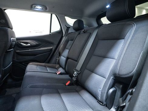 Used 2023 GMC Terrain SLE w/ Driver Convenience Package AWD/4WD image 32