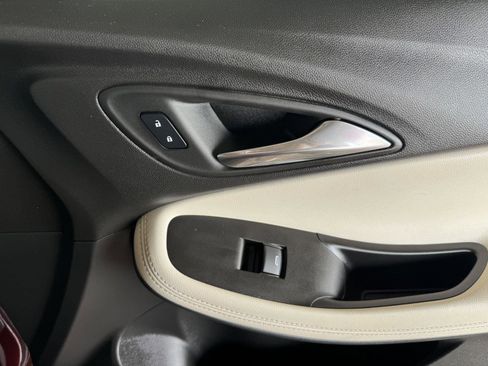 Used 2024 Buick Encore GX Avenir w/ Avenir Technology Package FWD image 41