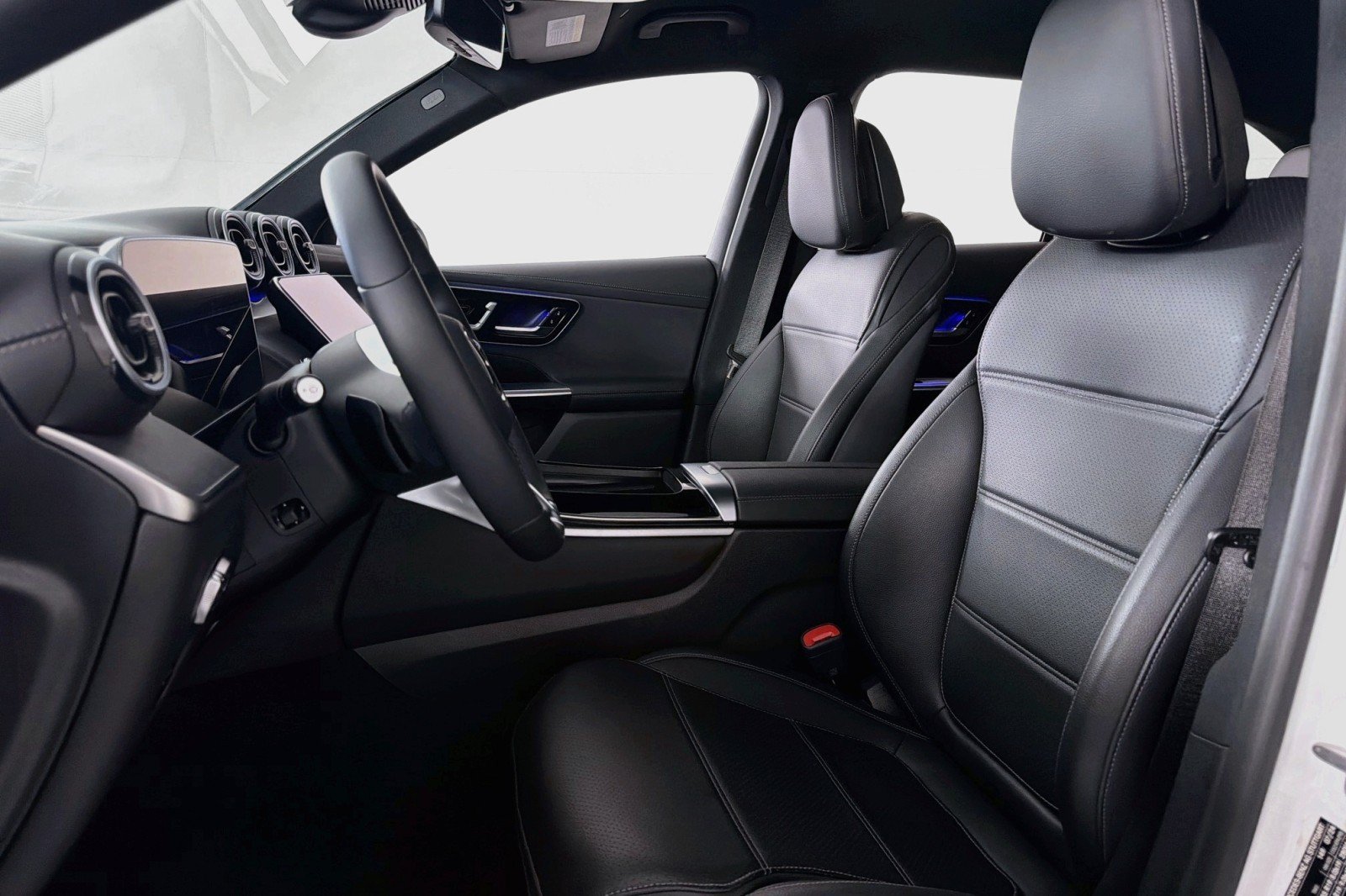 Certified 2025 Mercedes-Benz GLC 350e 4MATIC image 18